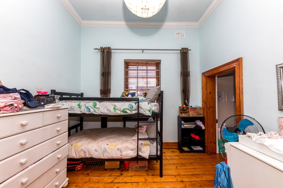 8 Bedroom Property for Sale in Walmer Estate Western Cape